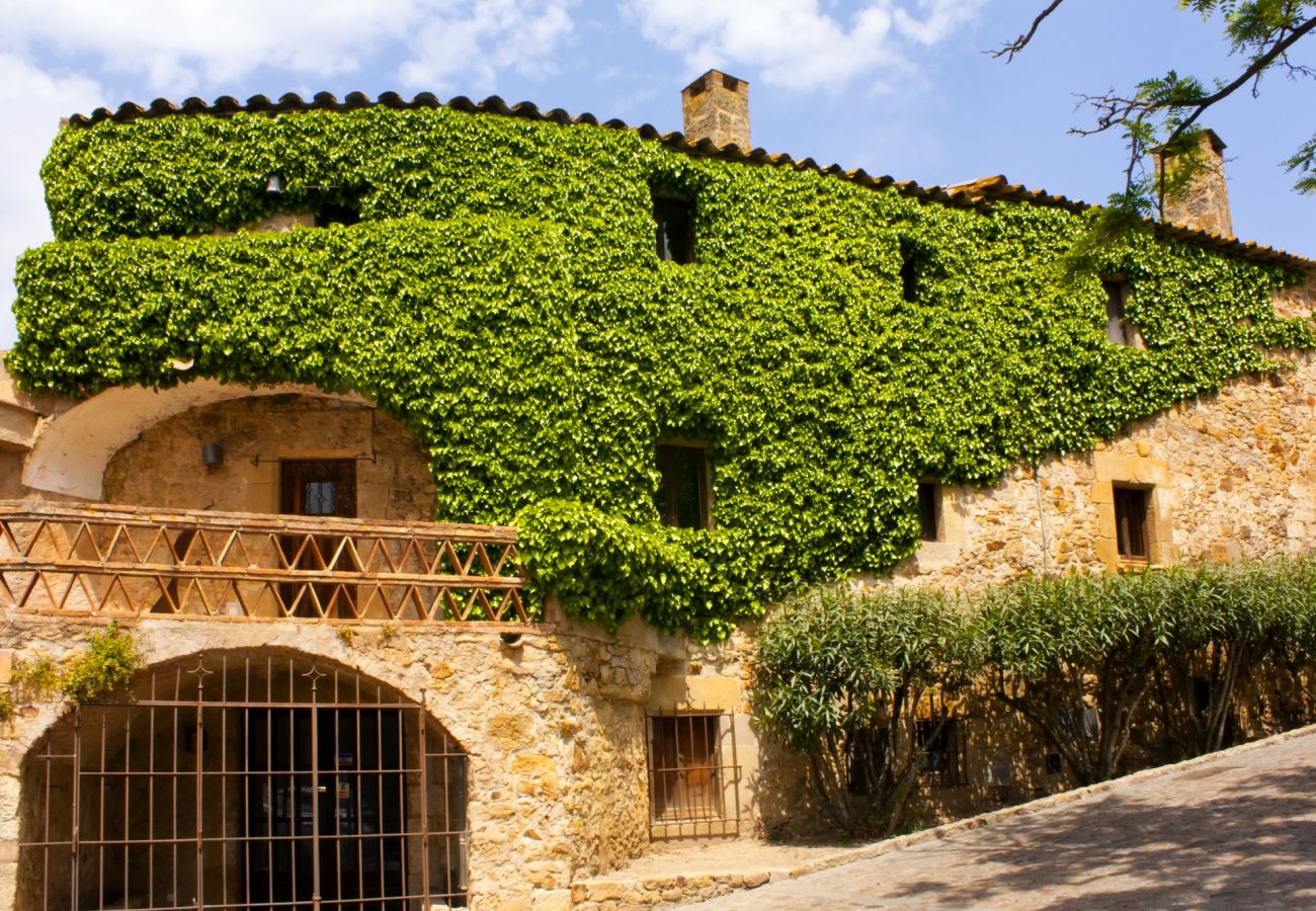 Villa a Olot - Masía Els Cingles
